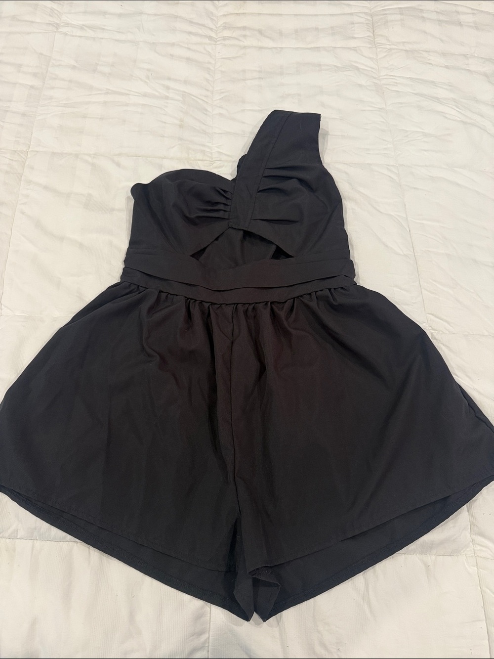 SHEIN Black One-Shoulder Romper